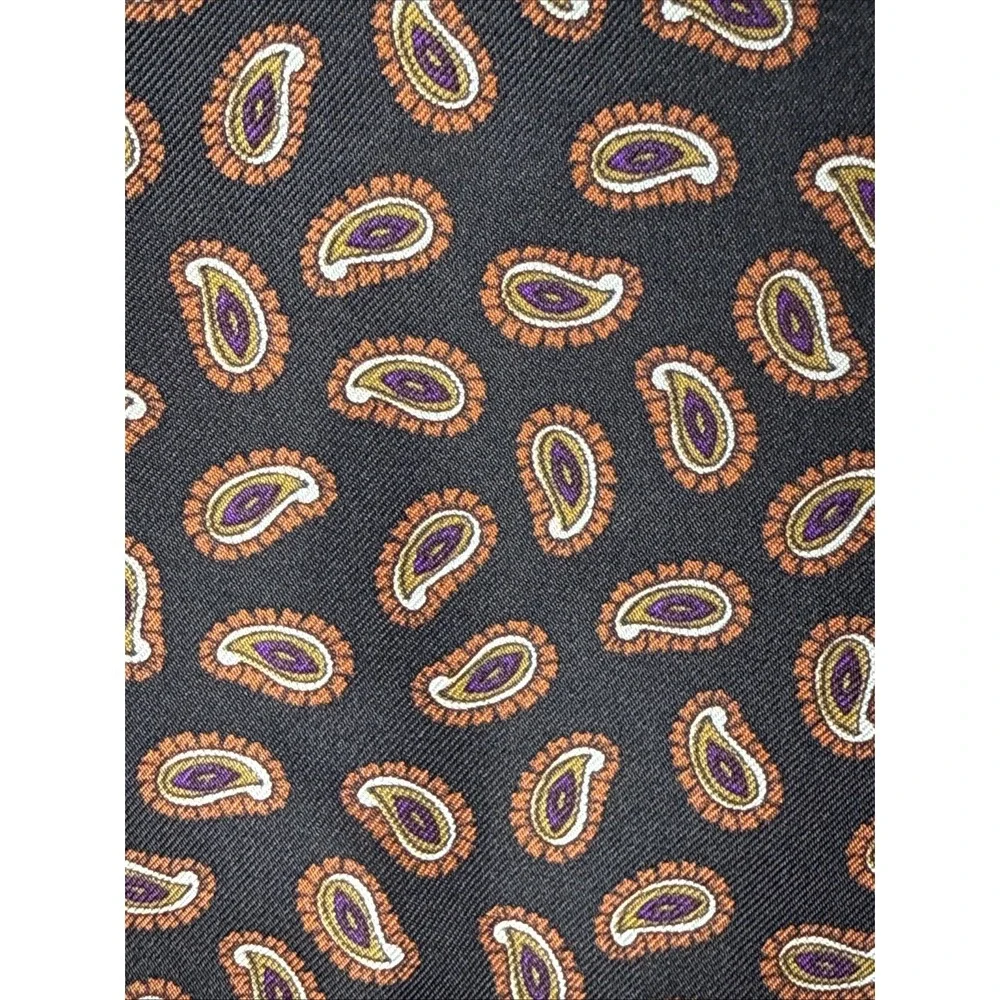 Amicale Unisex Ultrafine Lambswool Silk Scarf Paisley Black Fringe 30